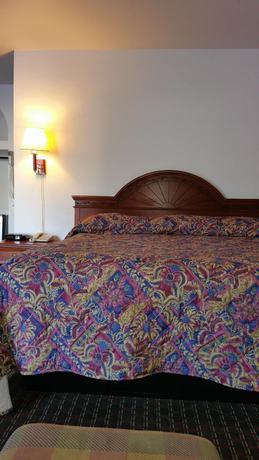 Imagen de la habitación del Hotel Capitol Inn And Suites. Foto 8