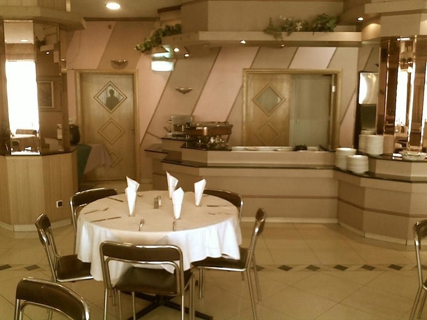 Imagen del bar/restaurante del Hotel Capitol Jerusalem. Foto 3