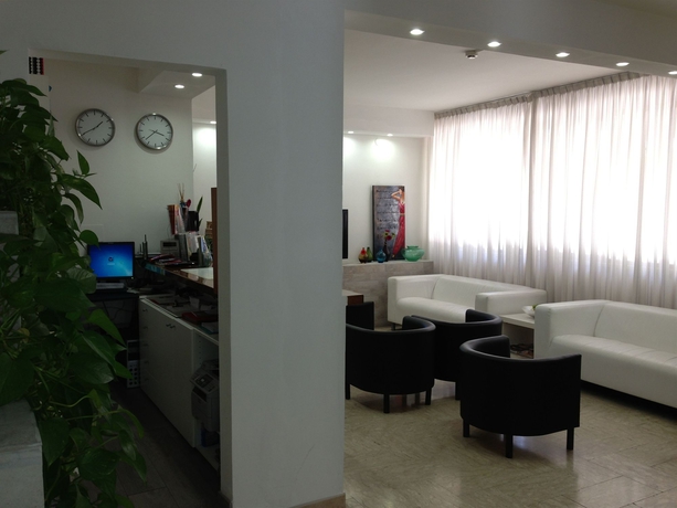 Imagen de los interiores del Hotel Capitol, Pisa. Foto 8