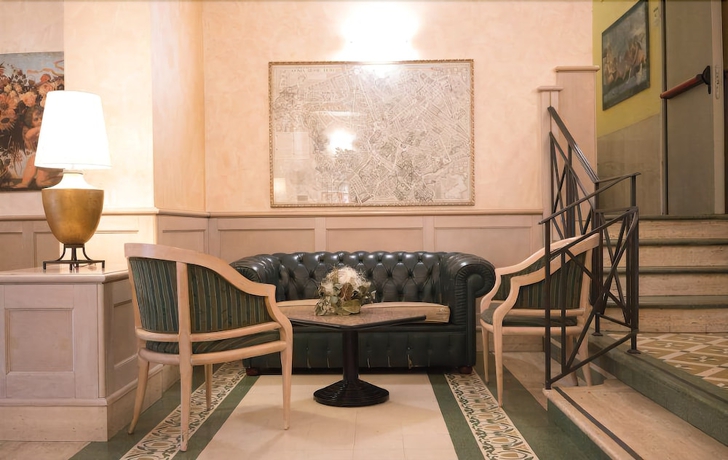 Imagen de los interiores del Hotel Capitol, Roma. Foto 16