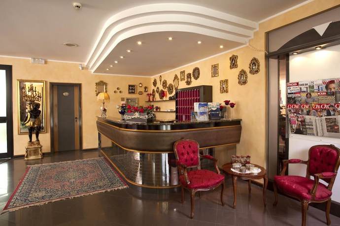 Imagen de los interiores del Hotel Capitol, San Mauro Pascoli. Foto 18