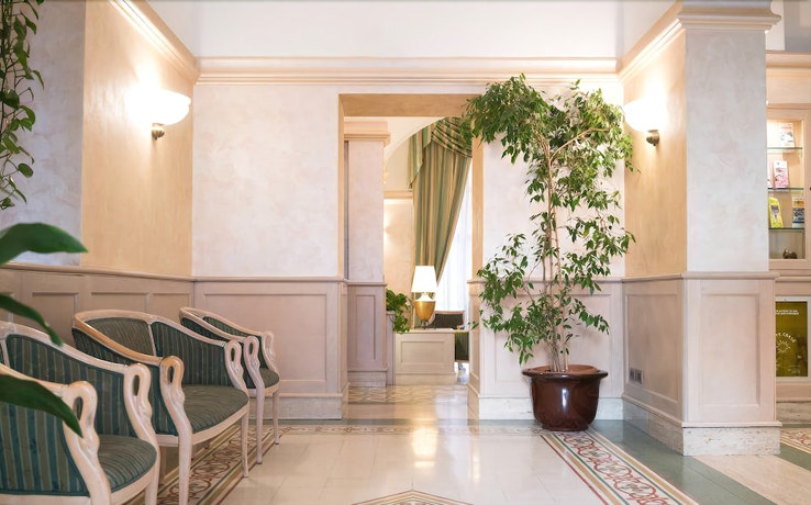 Imagen de los interiores del Hotel Capitol, Termini. Foto 14