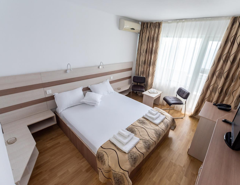 Imagen de la habitación del Hotel Capitol, VENUS - SATURN. Foto 12