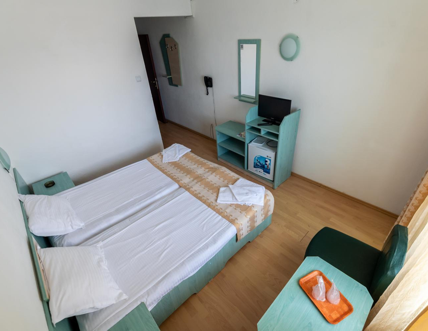 Imagen de la habitación del Hotel Capitol, VENUS - SATURN. Foto 15