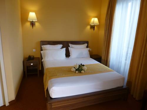 Imagen de la habitación del Hotel Capitole. Foto 2