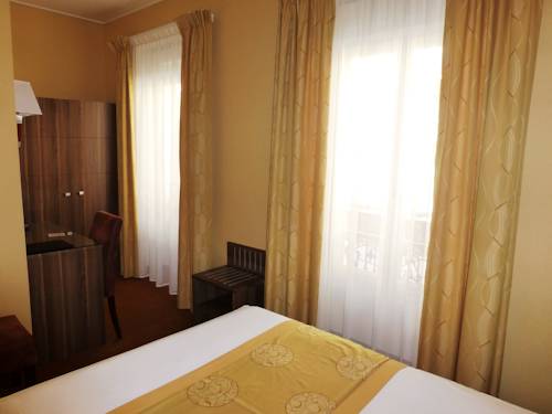 Imagen de la habitación del Hotel Capitole. Foto 6