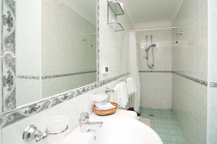 Imagen de la habitación del Hotel Capizzo. Foto 5