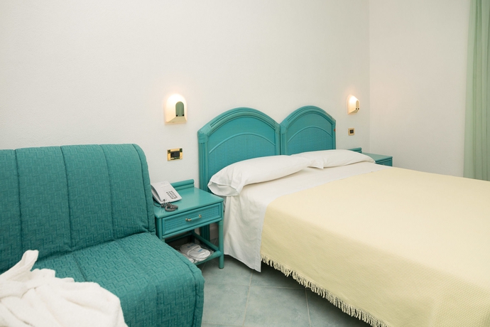 Imagen de la habitación del Hotel Capizzo. Foto 13