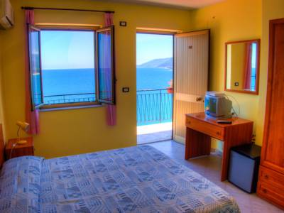 Imagen de la habitación del Hotel Capo Baia Verde. Foto 4