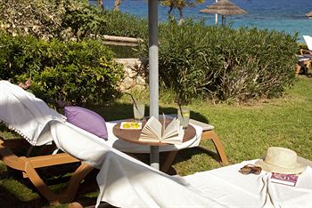 Imagen general del Hotel Capo Bay. Foto 3