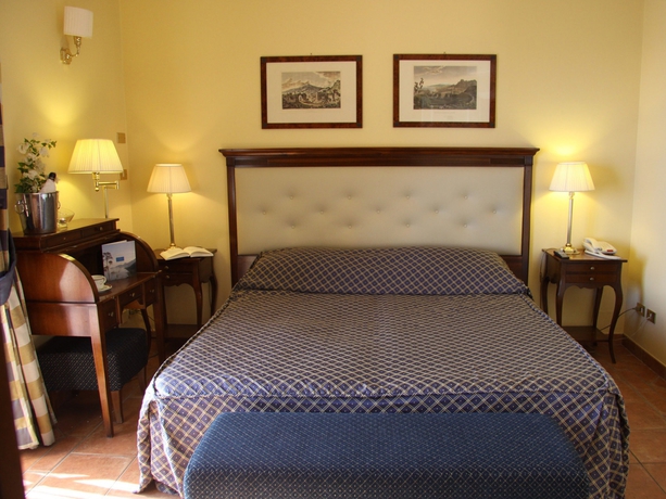 Imagen general del Hotel Capo Dei Greci Taormina Coast Resort and Spa. Foto 5