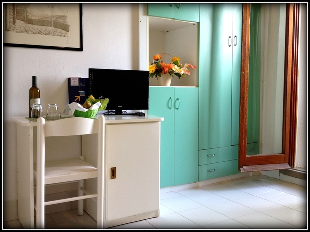 Imagen de la habitación del Hotel Capo Di Stella. Foto 13