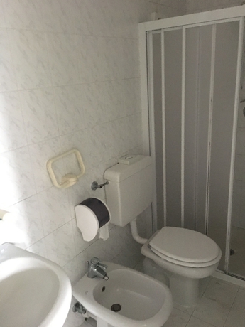 Imagen de la habitación del Hotel Capo Di Stella. Foto 15