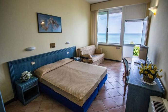 Imagen de la habitación del Hotel Capo Est. Foto 10
