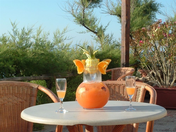 Imagen del bar/restaurante del Hotel Capo Nettuno. Foto 4