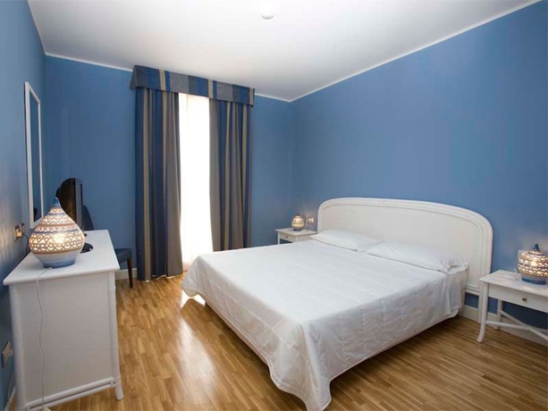 Imagen general del Hotel Capo Peloro Resort. Foto 4