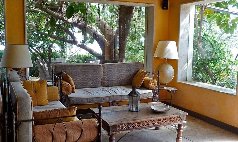 Imagen de los interiores del Hotel Capo San Vito. Foto 12