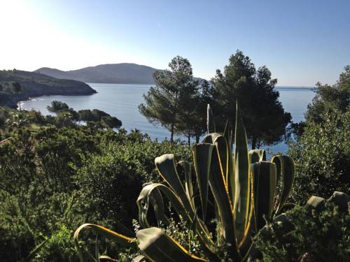 Imagen de la habitación del Hotel Capo Sud. Foto 10