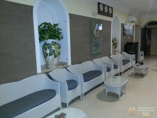 Imagen de los interiores del Hotel Capodichino International. Foto 18