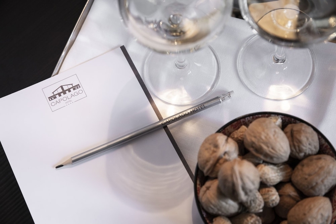 Imagen de la habitación del Hotel Capolago. Foto 15