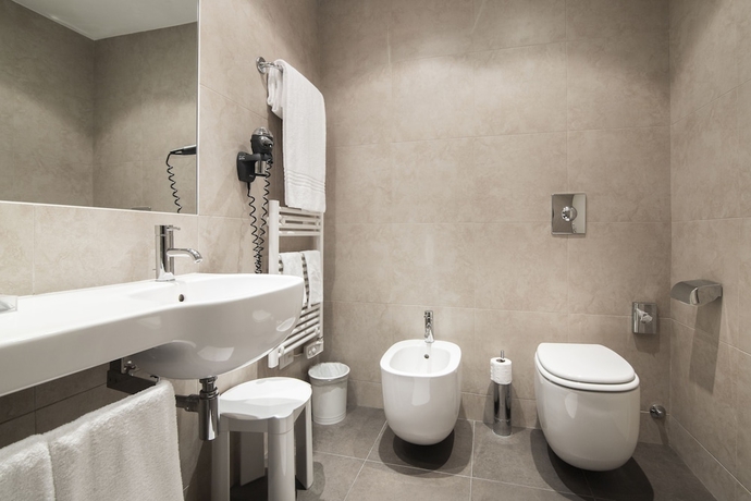 Imagen de la habitación del Hotel Capolago. Foto 16