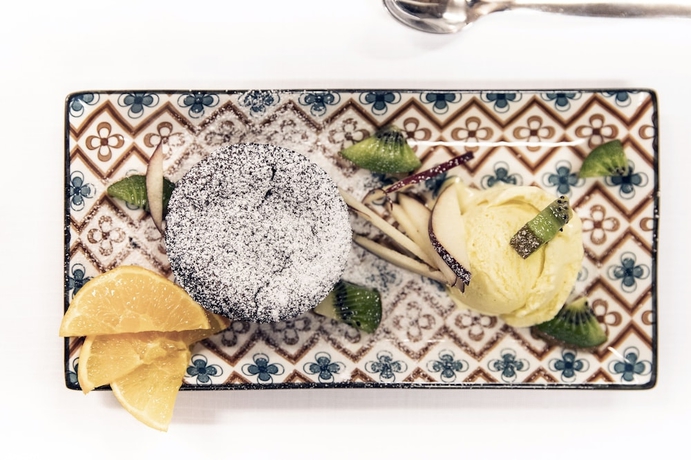 Imagen del bar/restaurante del Hotel Capolago. Foto 7