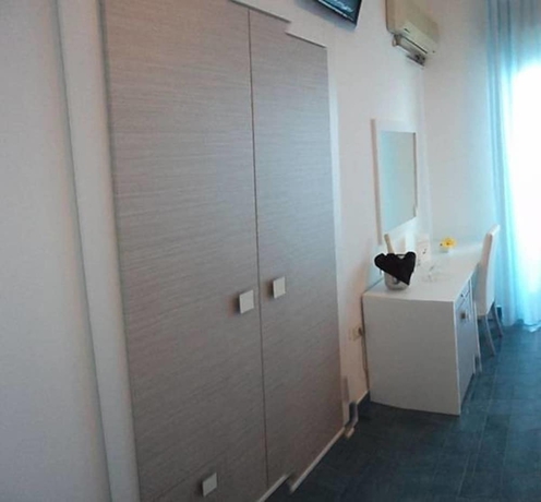 Imagen de la habitación del Hotel Caposkino Park. Foto 12