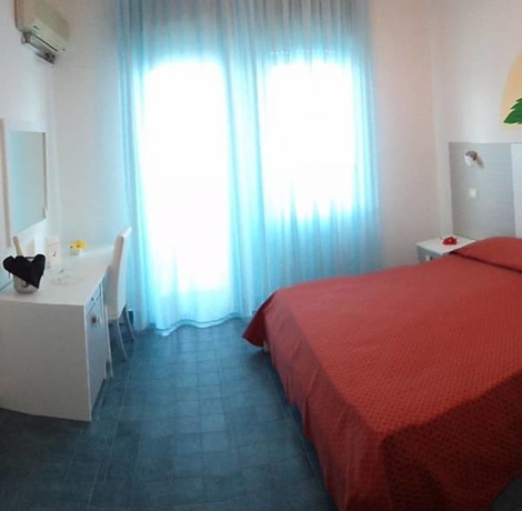 Imagen de la habitación del Hotel Caposkino Park. Foto 14
