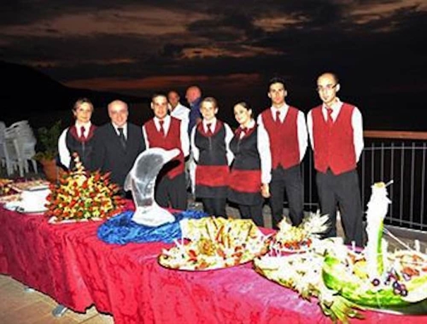 Imagen del bar/restaurante del Hotel Caposkino Park. Foto 4