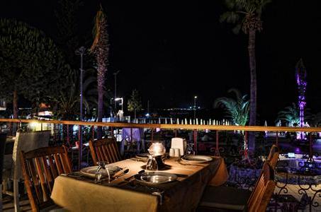Imagen del bar/restaurante del Hotel Caprea, Marmaris. Foto 4