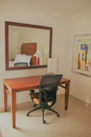 Imagen de la habitación del Hotel Capri Apartments. Foto 7