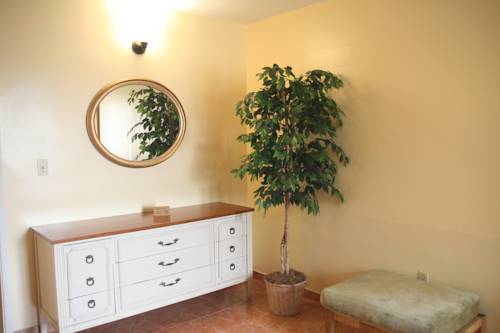 Imagen de la habitación del Hotel Capri Apartments. Foto 10