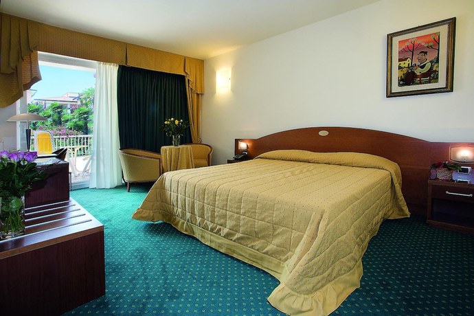 Imagen de la habitación del Hotel Capri, Bardolino. Foto 12