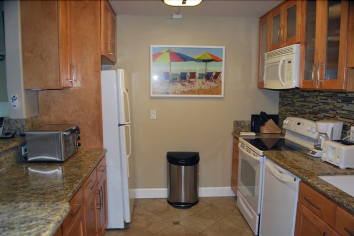 Imagen de la habitación del Hotel Capri Beach Accommodations. Foto 19