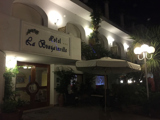 Imagen general del Hotel Capri Bougainville. Foto 2