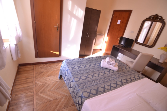 Imagen de la habitación del Hotel Capri, Castro Pretorio. Foto 16