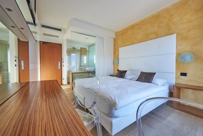 Imagen de la habitación del Hotel Capri, Malcesine. Foto 4