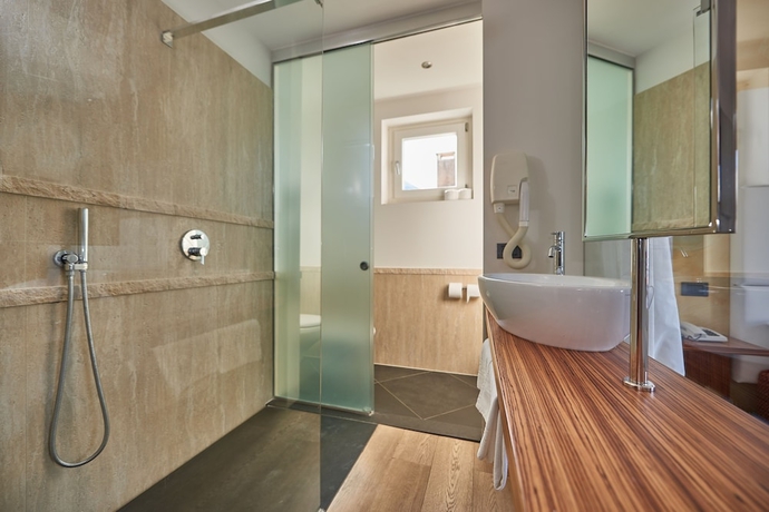 Imagen de la habitación del Hotel Capri, Malcesine. Foto 5