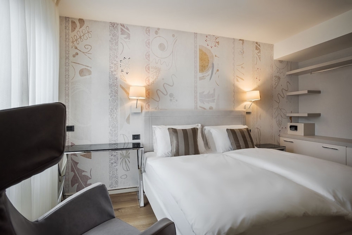 Imagen de la habitación del Hotel Capri, Malcesine. Foto 9