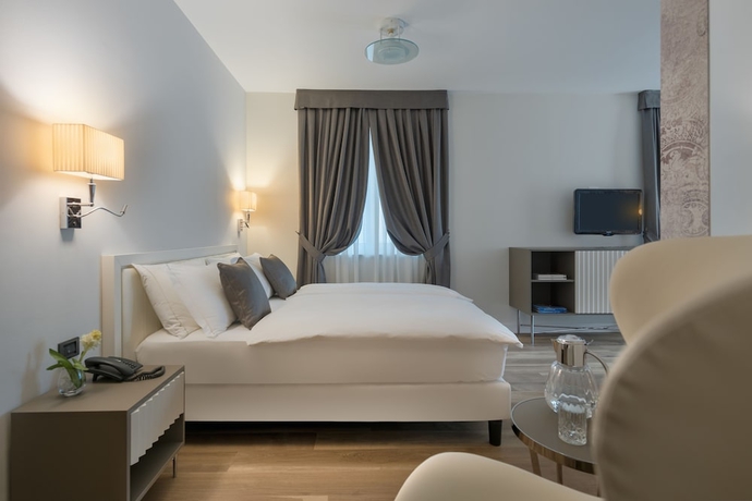 Imagen de la habitación del Hotel Capri, Malcesine. Foto 11