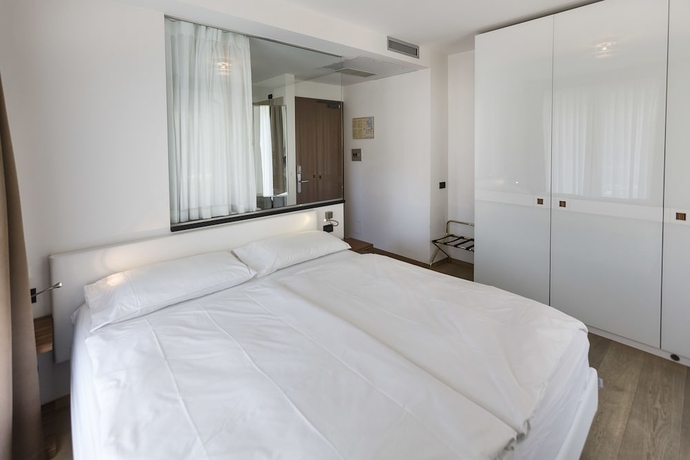 Imagen de la habitación del Hotel Capri, Malcesine. Foto 13