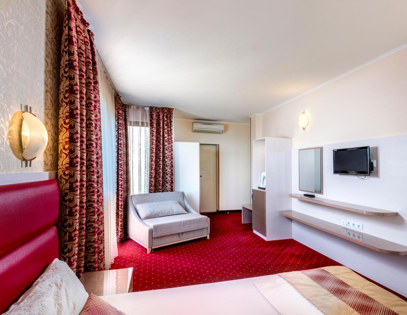 Imagen general del Hotel Capri, Nessebar. Foto 12