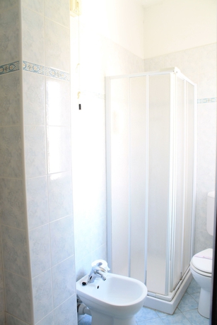 Imagen de la habitación del Hotel Capri, Pietra Ligure. Foto 3