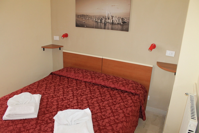 Imagen general del Hotel Capri, Pietra Ligure. Foto 1