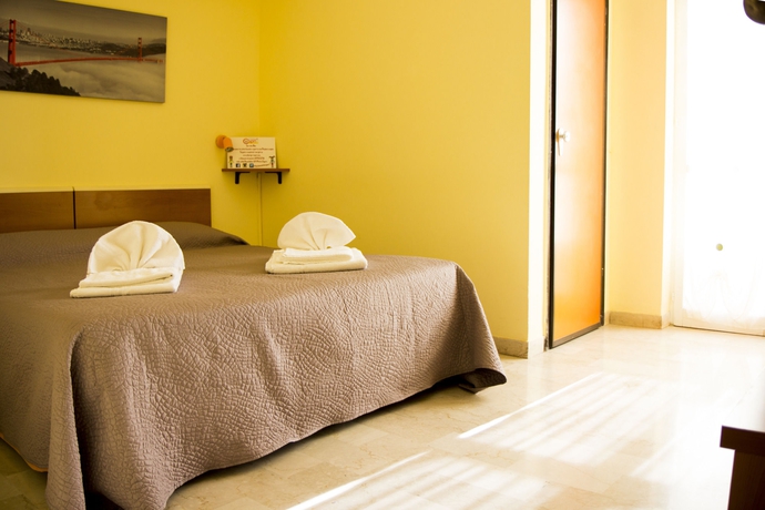 Imagen de la habitación del Hotel Capri, Pietra Ligure. Foto 6