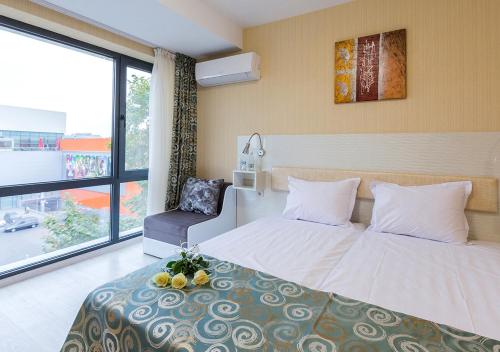 Imagen general del Hotel Capri, Plovdiv. Foto 7