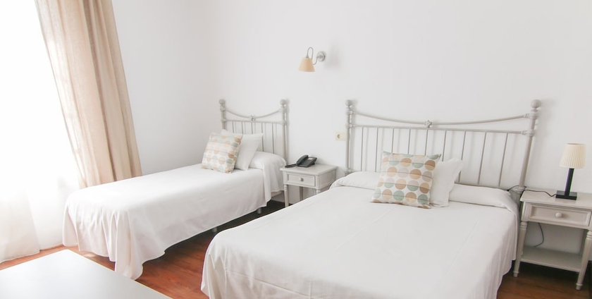 Imagen de la habitación del Hotel Capri, Sitges. Foto 4