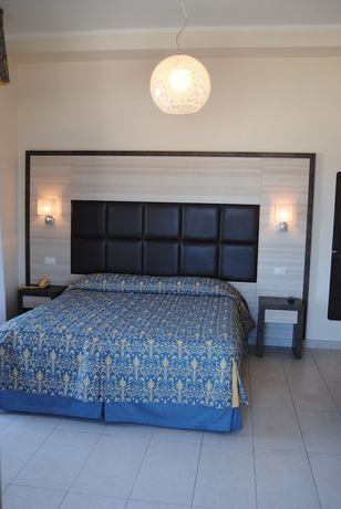 Imagen de la habitación del Hotel Capri & Residence. Foto 10
