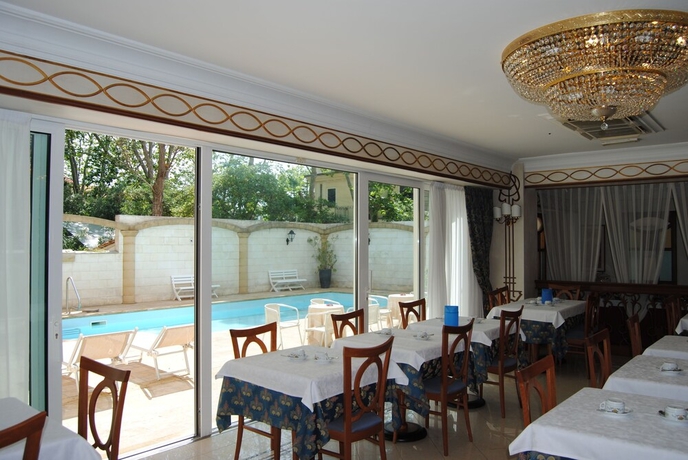 Imagen de los interiores del Hotel Capri & Residence. Foto 18