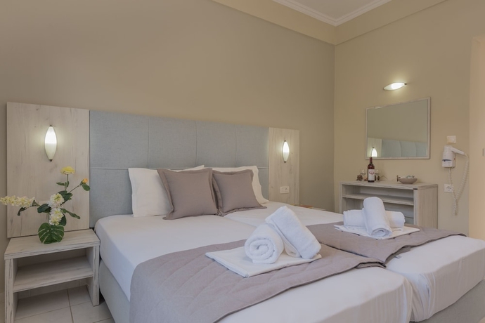Imagen de la habitación del Hotel Capriccio Studios. Foto 7
